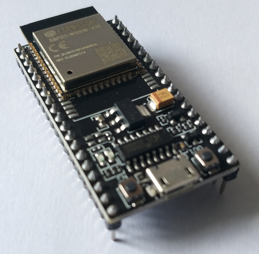 ESP32 + optional case : ESP32-WROOM-32E : Development Board Dual Core