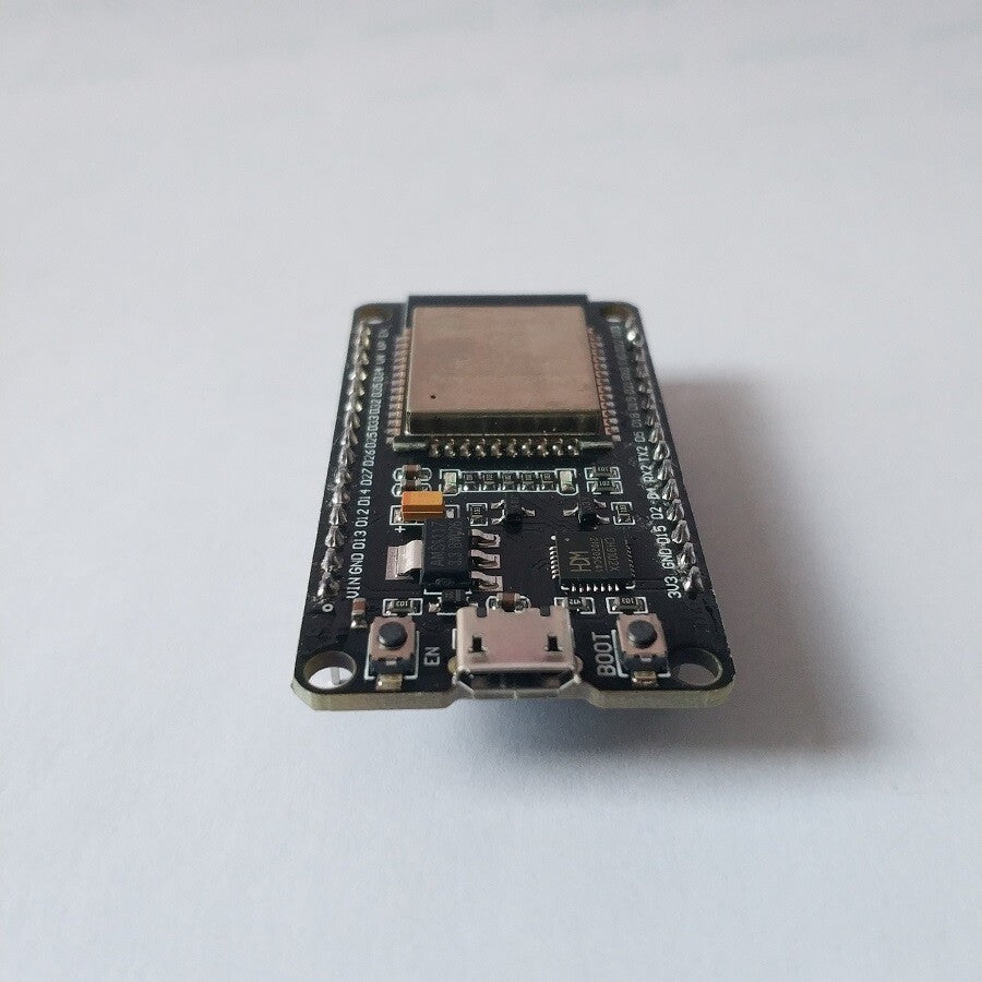 ESP32 DevKit V1 : 30 pins : NodeMCU : Dual Core : CH9102X driver